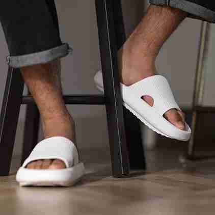 SoftCloud Slides™ - Soft Flip Flops